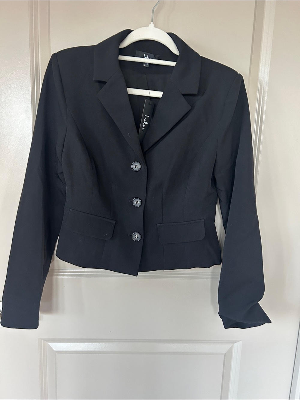 Lulu's Black Cropped Tailored Blazer